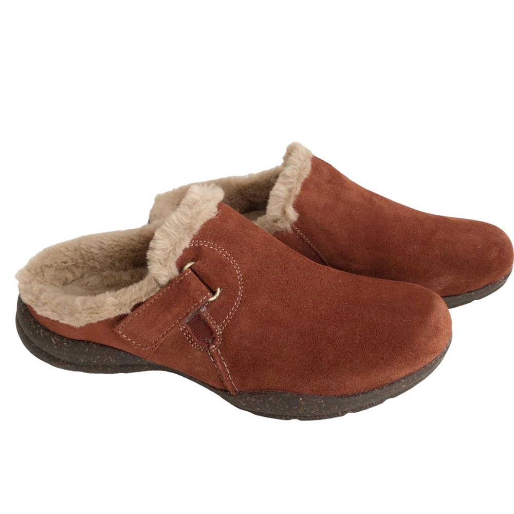 Clarks Women’s Mahogany Brown Suede Roseville Clog Faux Fur Lined Size 6.5M